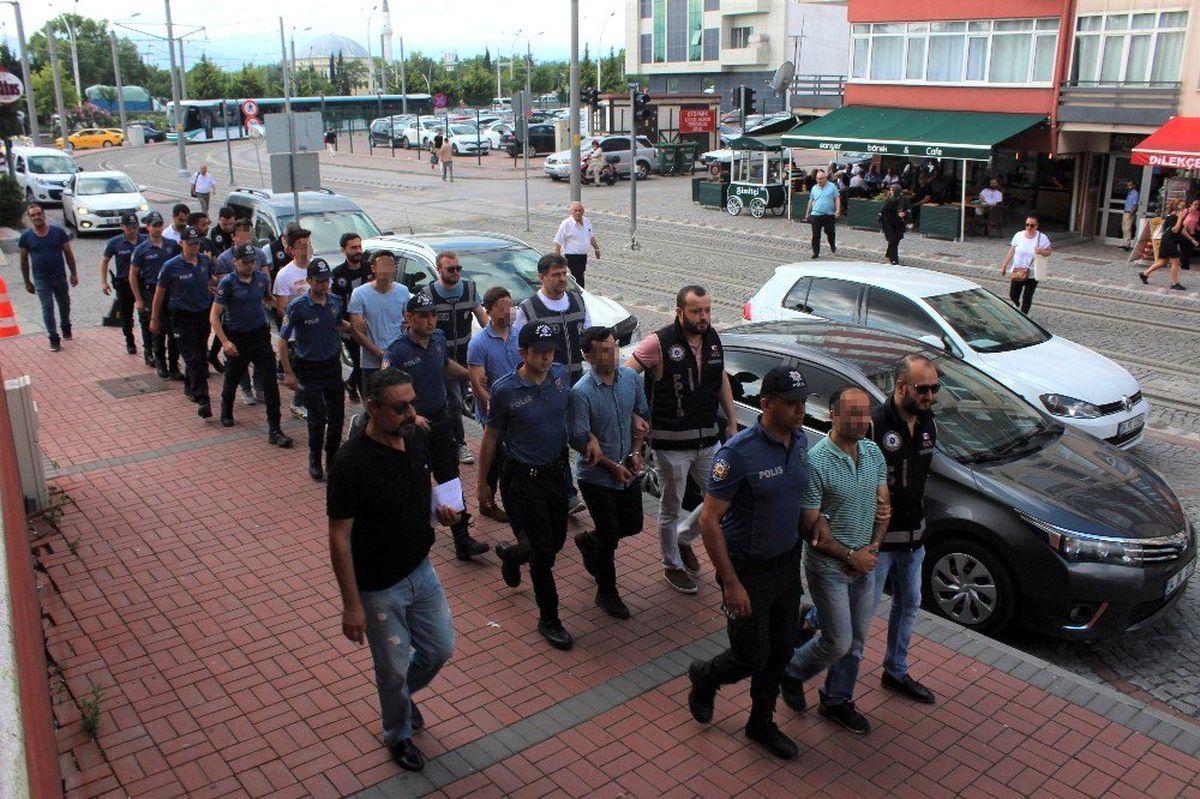 FETÖ\'den gözaltına alınan askerlerden 1\'i tutuklandı