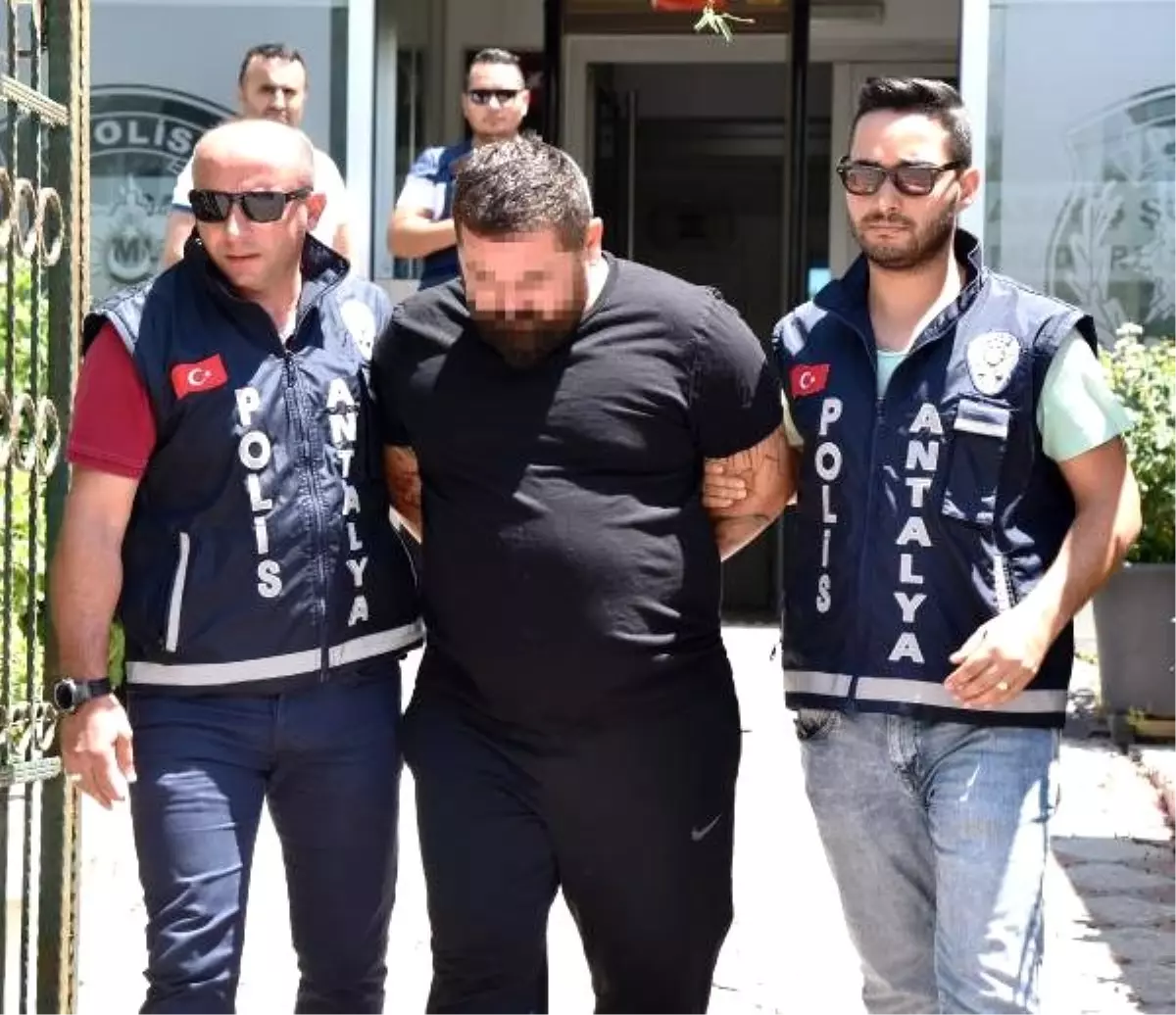 \'Gümrükten ucuza eşya alacağım\' yalanıyla dolandırdı