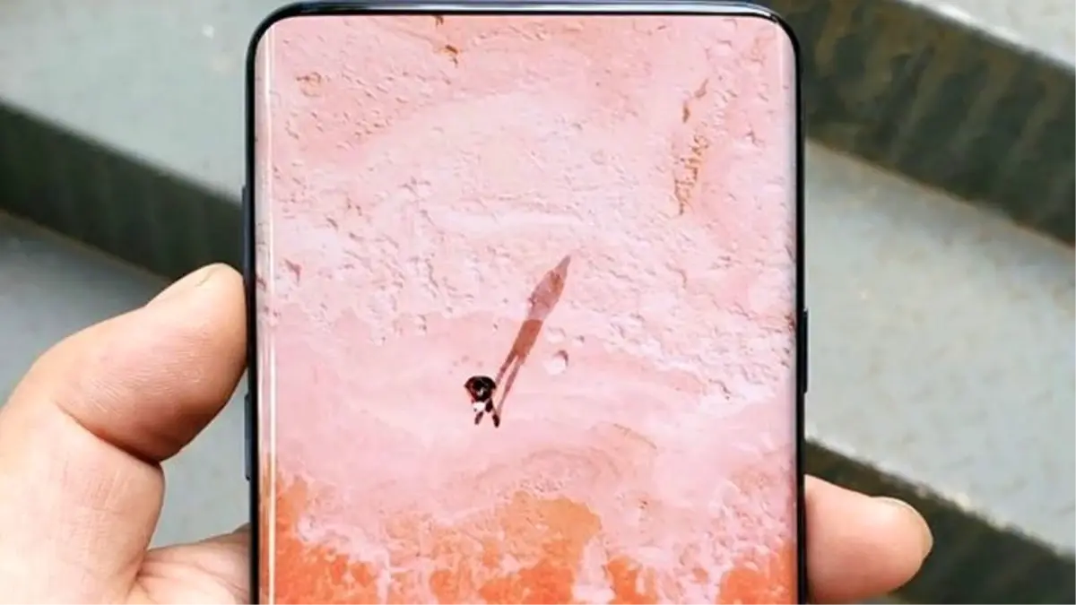 Huawei\'nin Ekrana Gömülü Kameralar Konusunda Ne Kadar İlerlediğini Gösteren Patent