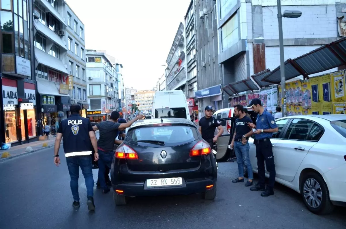 İstanbul\'da helikopter destekli "Yeditepe Huzur" uygulaması