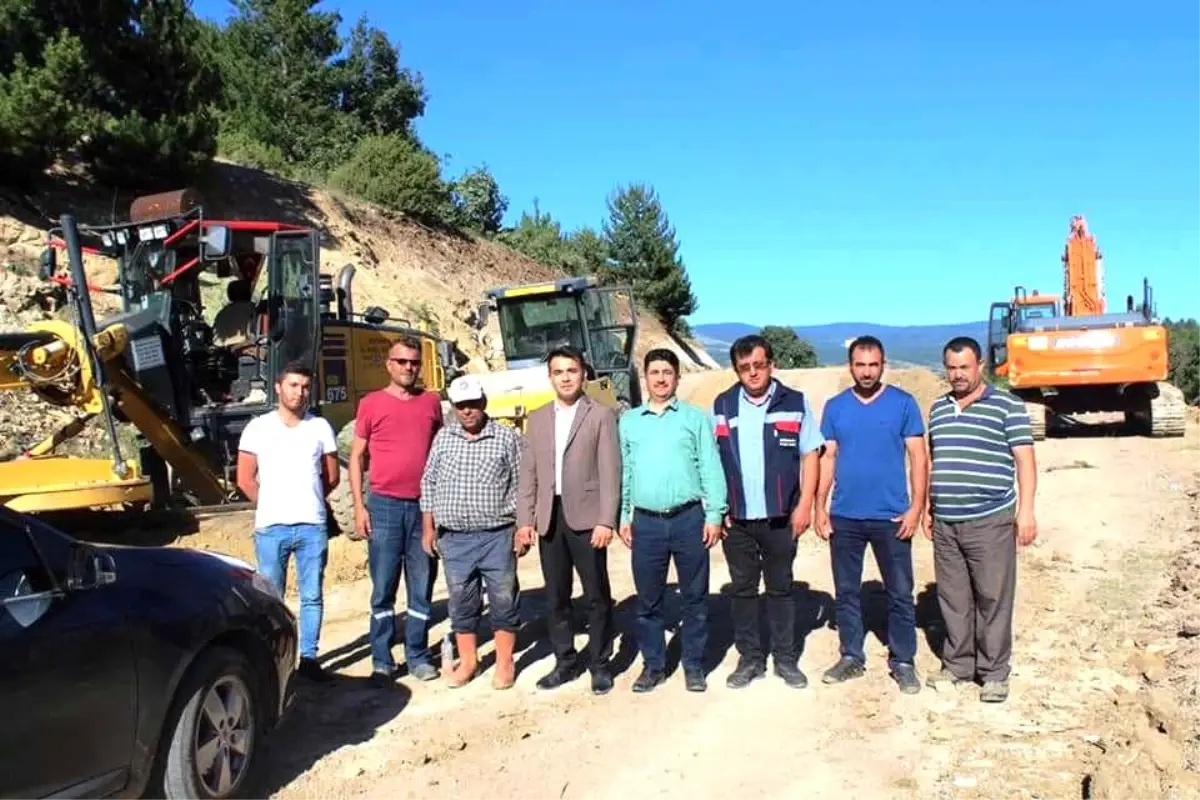 Kaymakam Okatan, yol bakım, onarım çalışmalarını yerinde inceledi