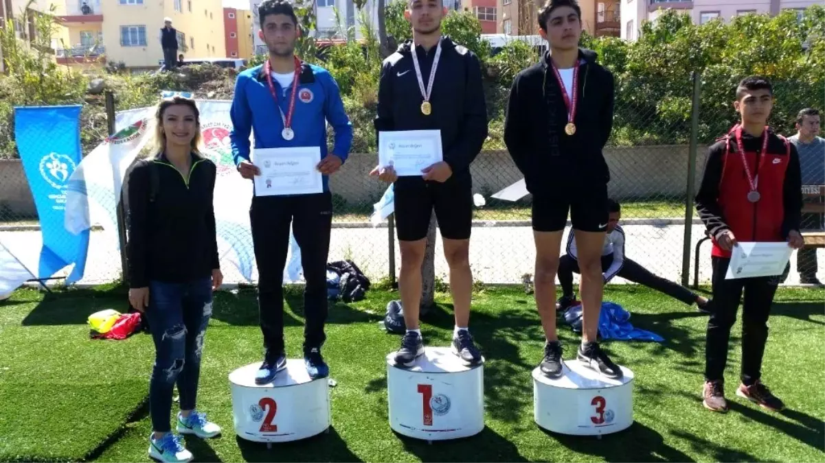 Kayserili atletler U20 Avrupa Atletizm Şampiyonasında Türkiye\'yi temsil edecek