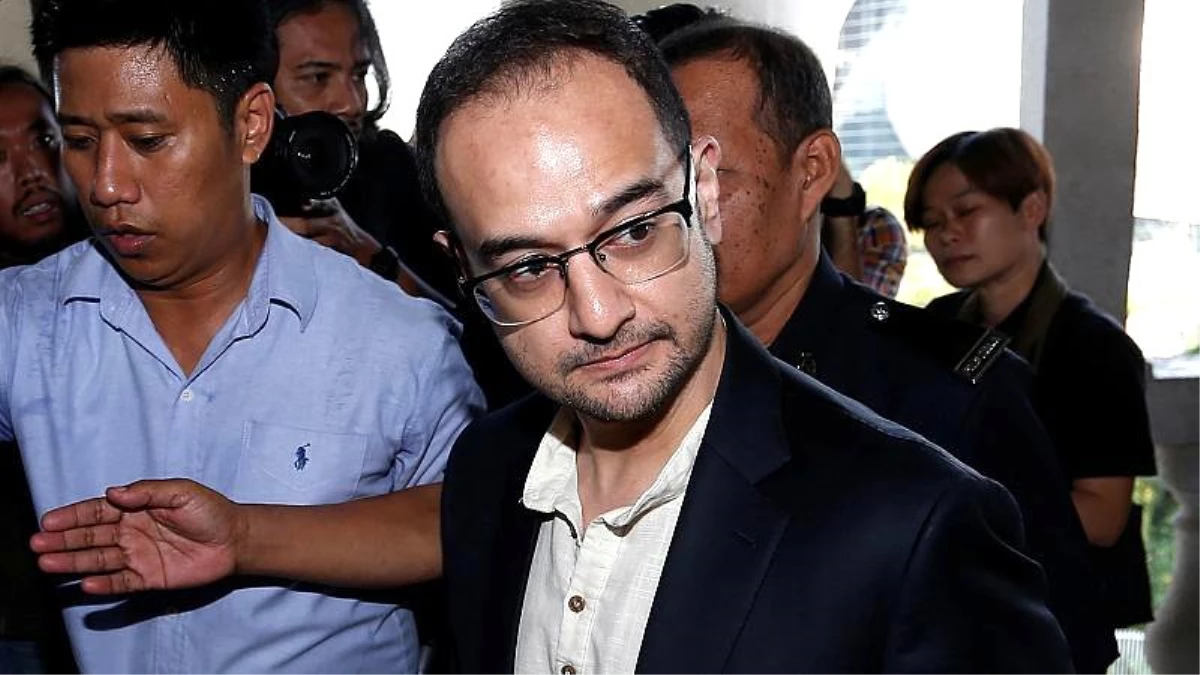Malezya\'da yolsuzluk skandalı: Eski Başbakan Rezak\'ın üvey oğlu Rıza hakim karşısında