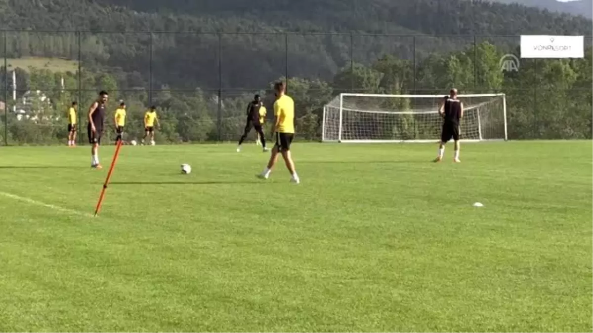 Yeni transfer Özer Özdemir: Avrupa\'da elimizden geleni yapacağız