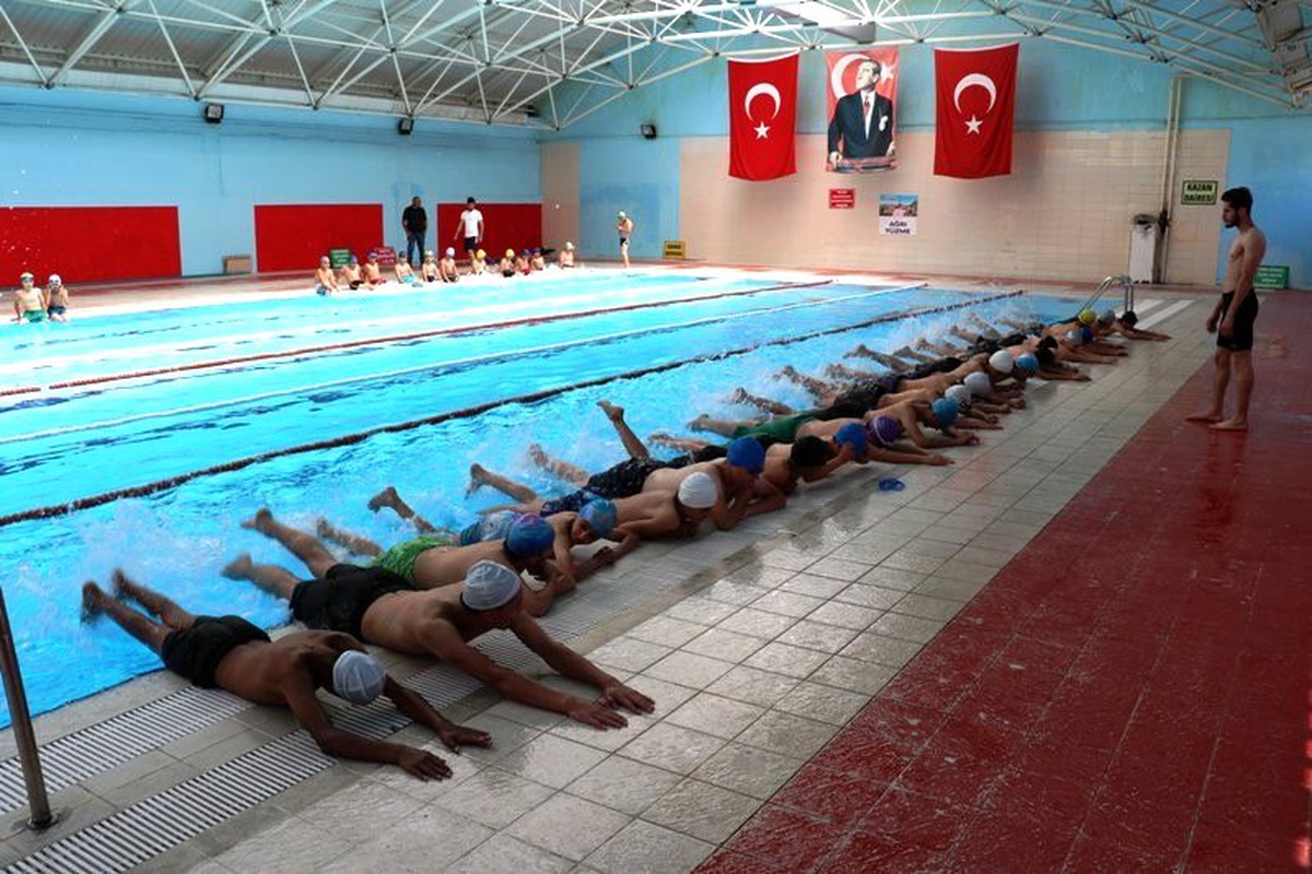 Ağrı\'da Yaz Spor Okullarına Yoğun İlgi