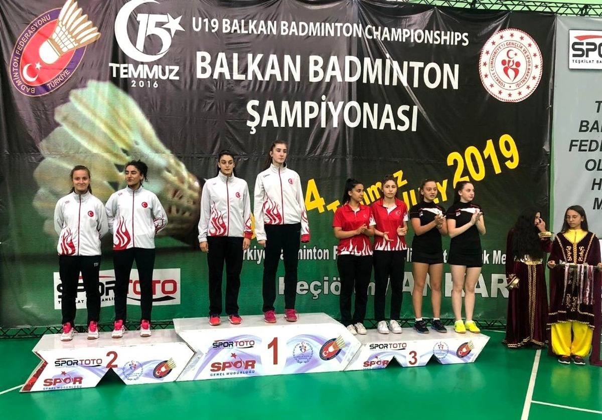 Balkan şampiyonasına Erzincanlı sporcular damga vurdu