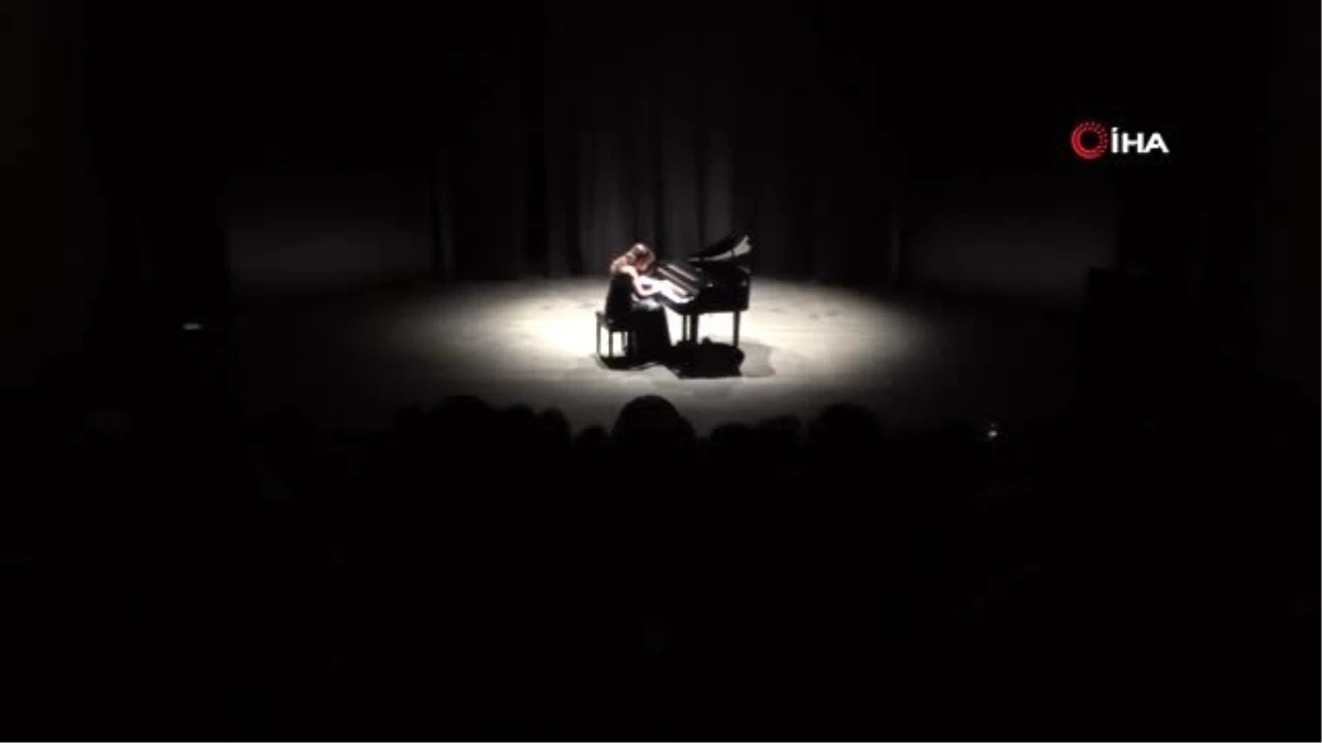 Beril Eren\'den piyano resitali