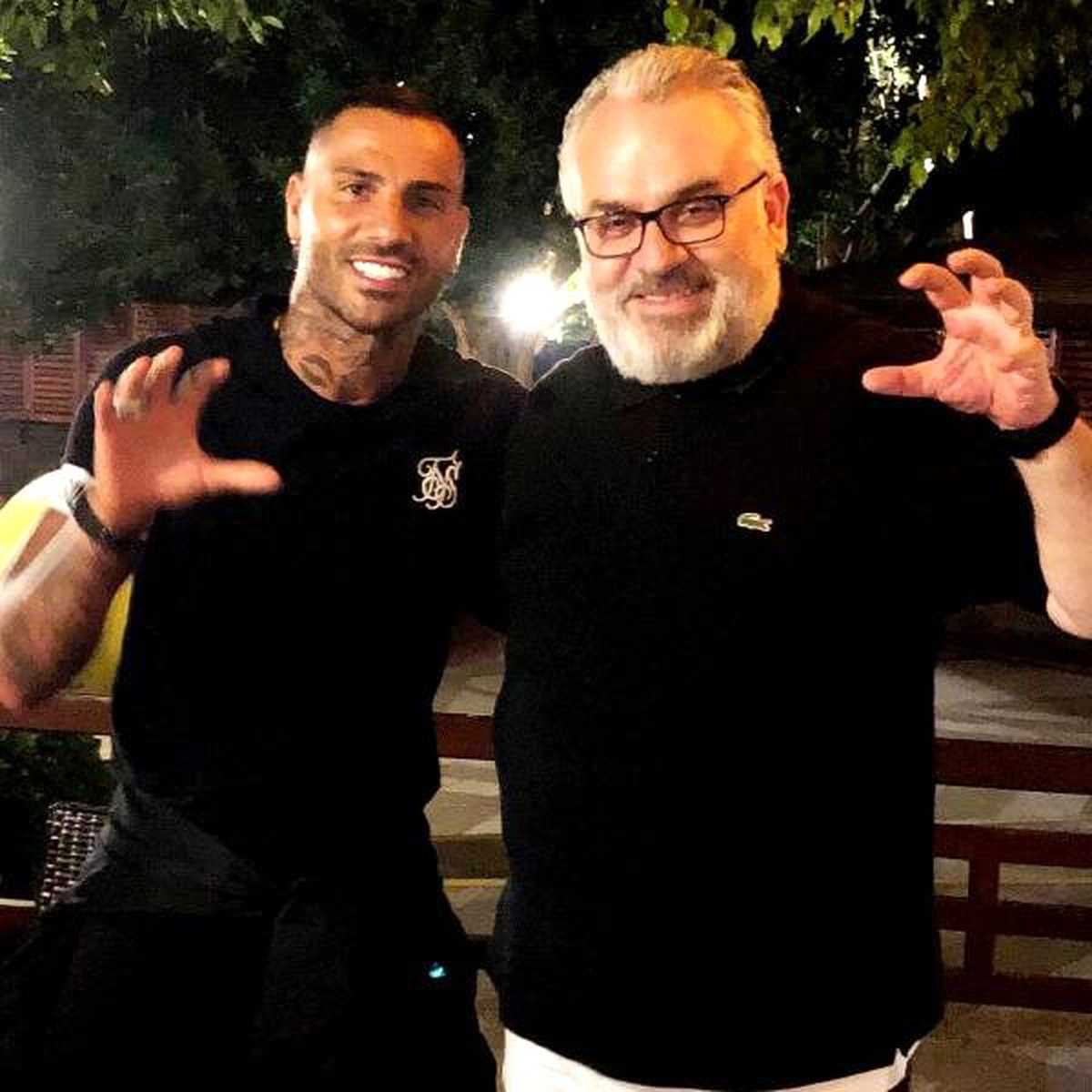 Beşiktaş\'ın yıldızı Quaresma, Kemer\'de tatilde