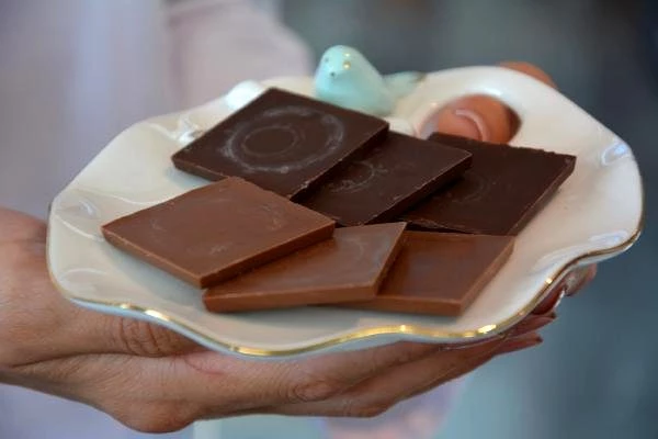 “Beyaz yerine bitter çikolata tüketin“ Son Dakika