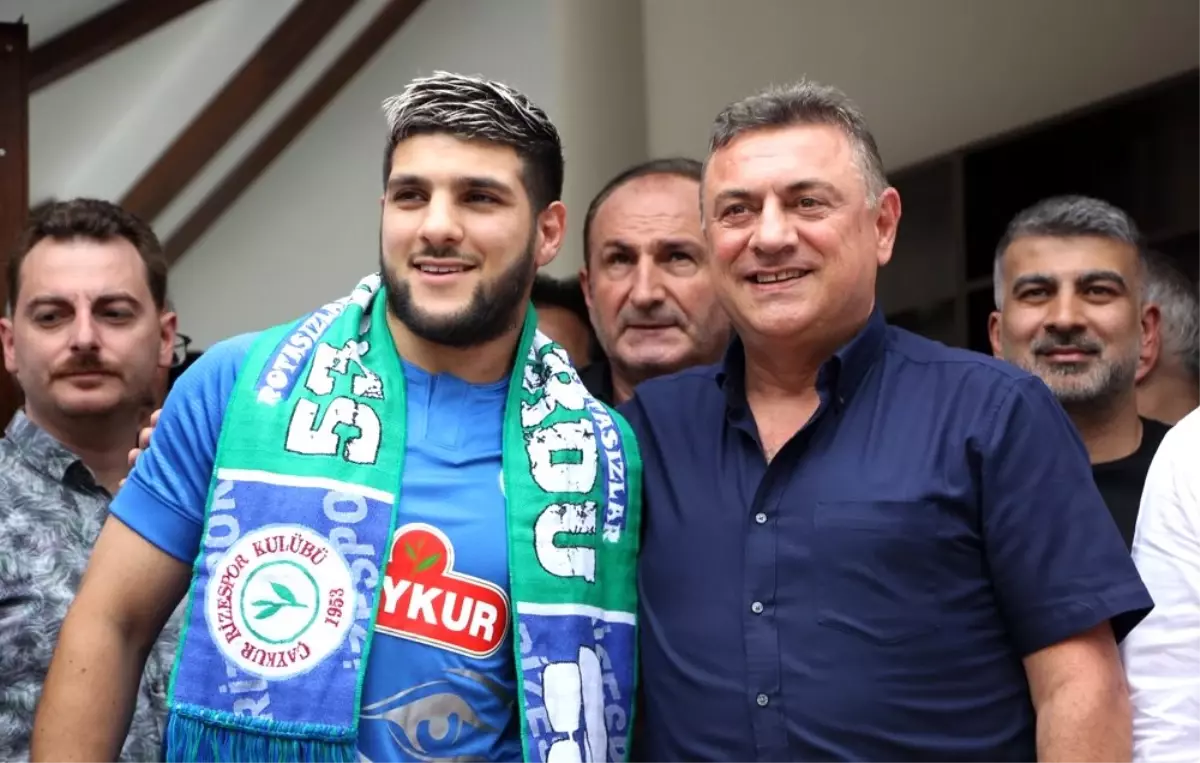 Çaykur Rizespor El Kabir\'i renklerine bağladı