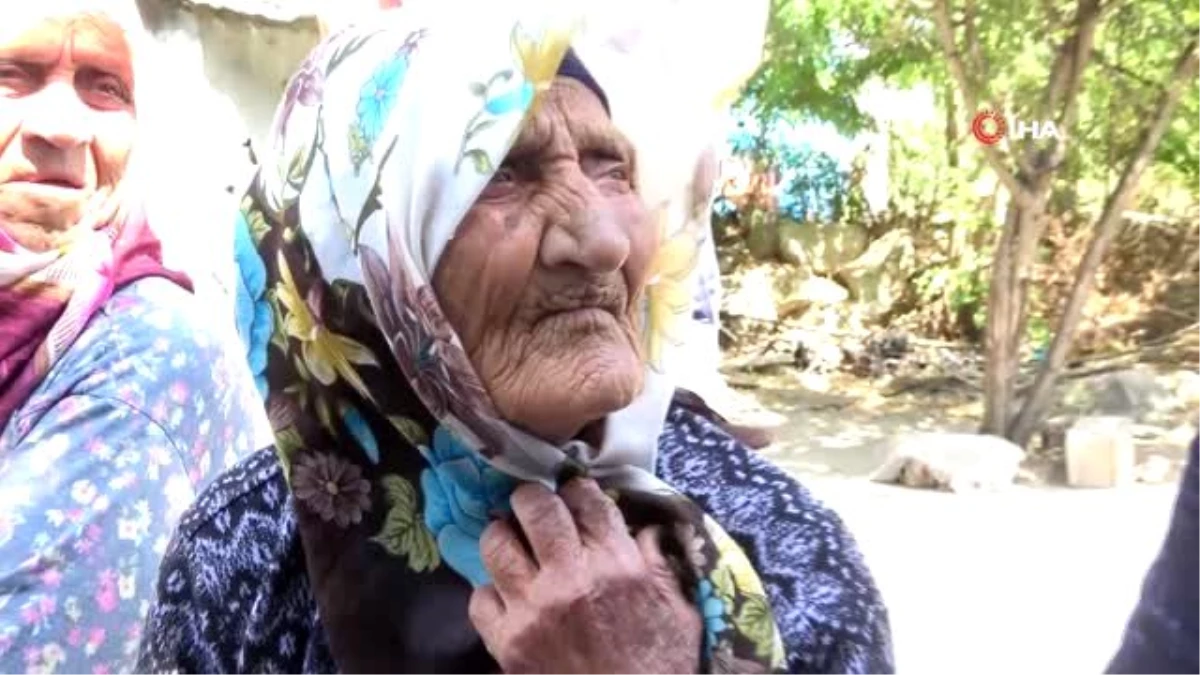 Fatma Nine 119. yaşını sürpriz doğum günüyle kutladı