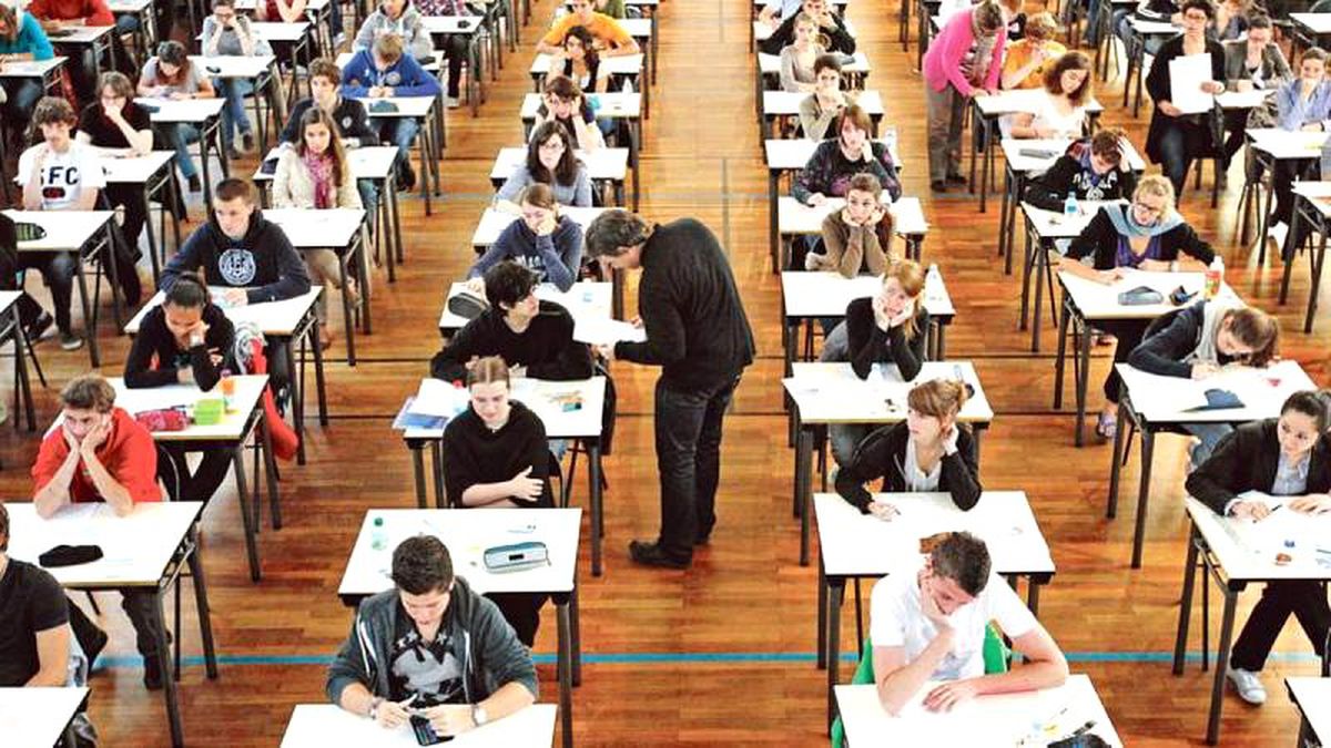 Fransa\'da lise bitirme sınavında not skandalı