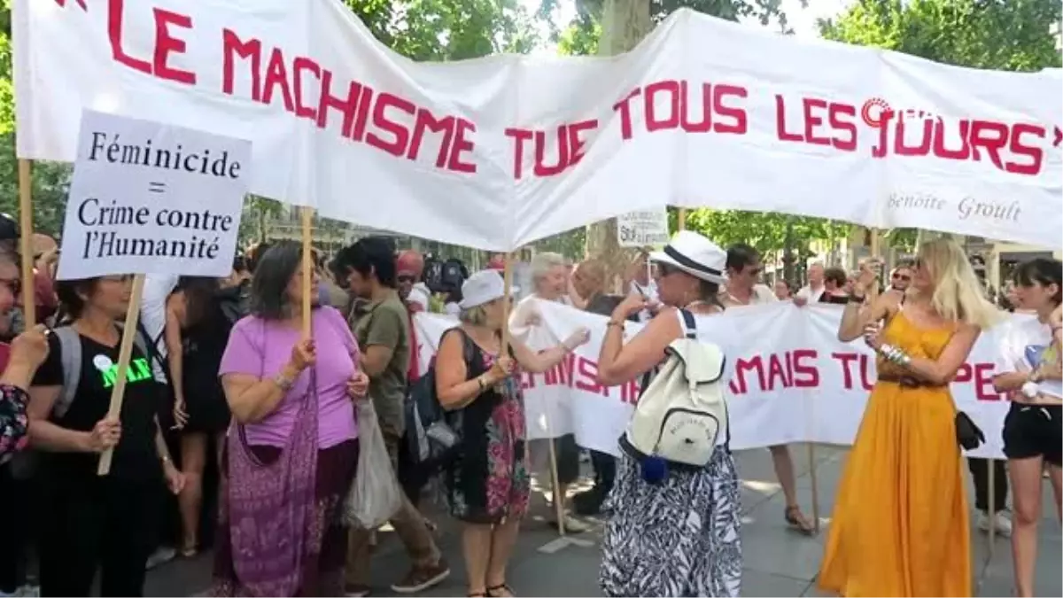 Kadına şiddet Paris\'te protesto edildi