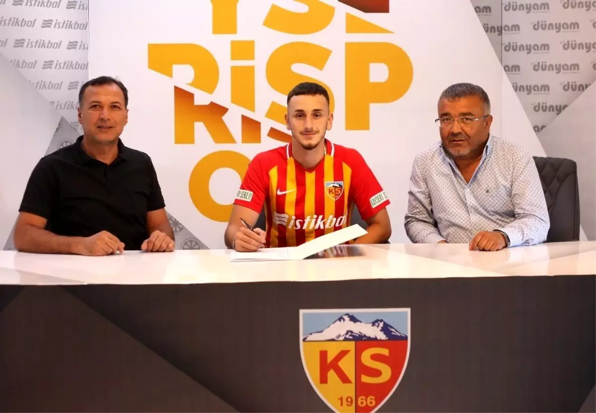 Kayserispor, Ömer Uzun\'u transfer etti