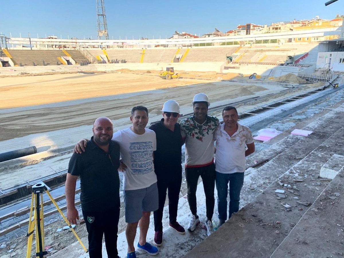 Rodallega, yapımı devam eden Atatürk Stadyumu\'nu gezdi