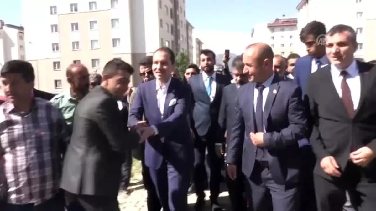 "Yoksulluğu ortadan kaldırmak için geliyoruz"