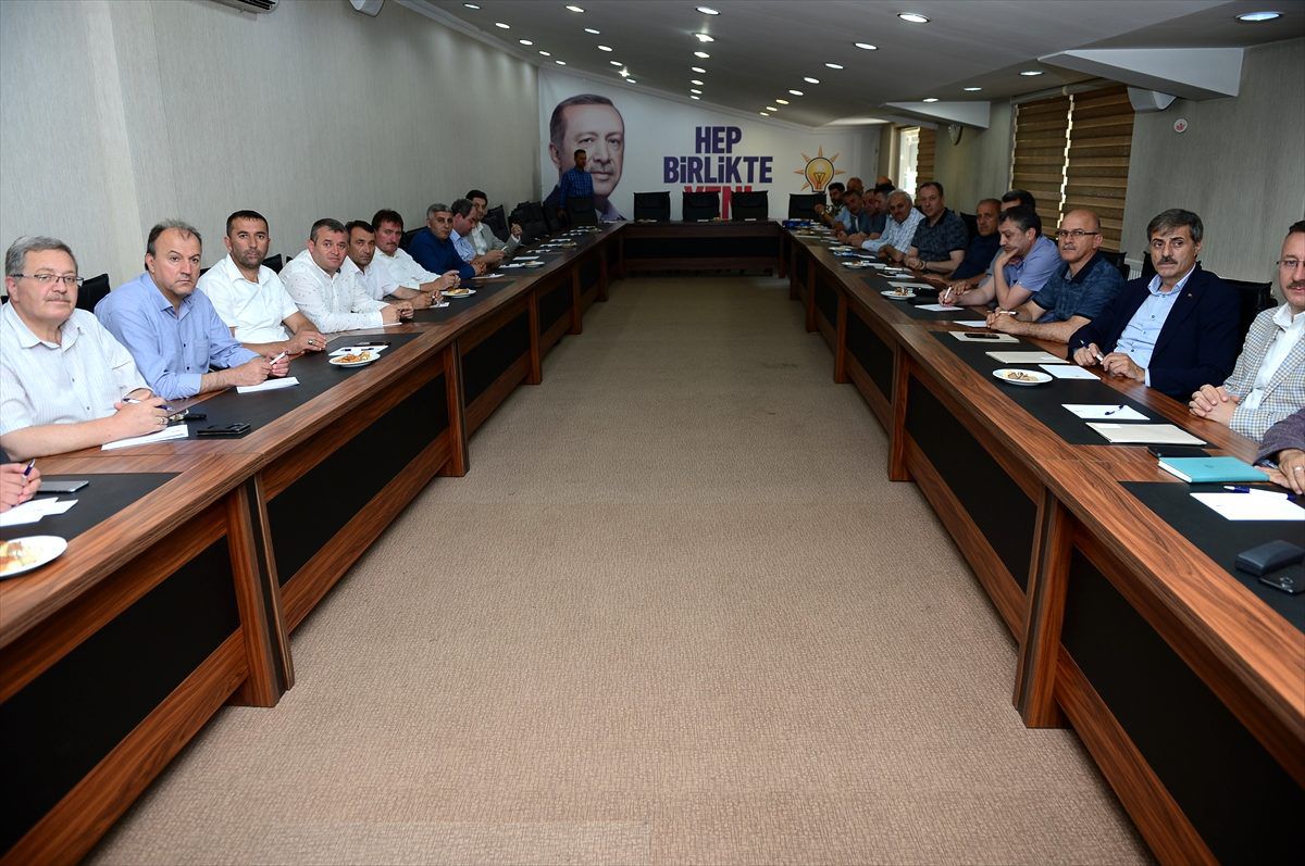 AK Parti Genel Başkan Yardımcısı Yavuz, Sakarya\'da