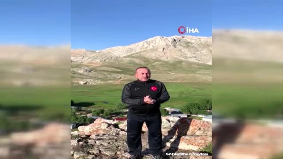 Bakan Çavuşoğlu memleketi Söbüçimen\'i tanıttı, yayladaki kuzuları sevdi