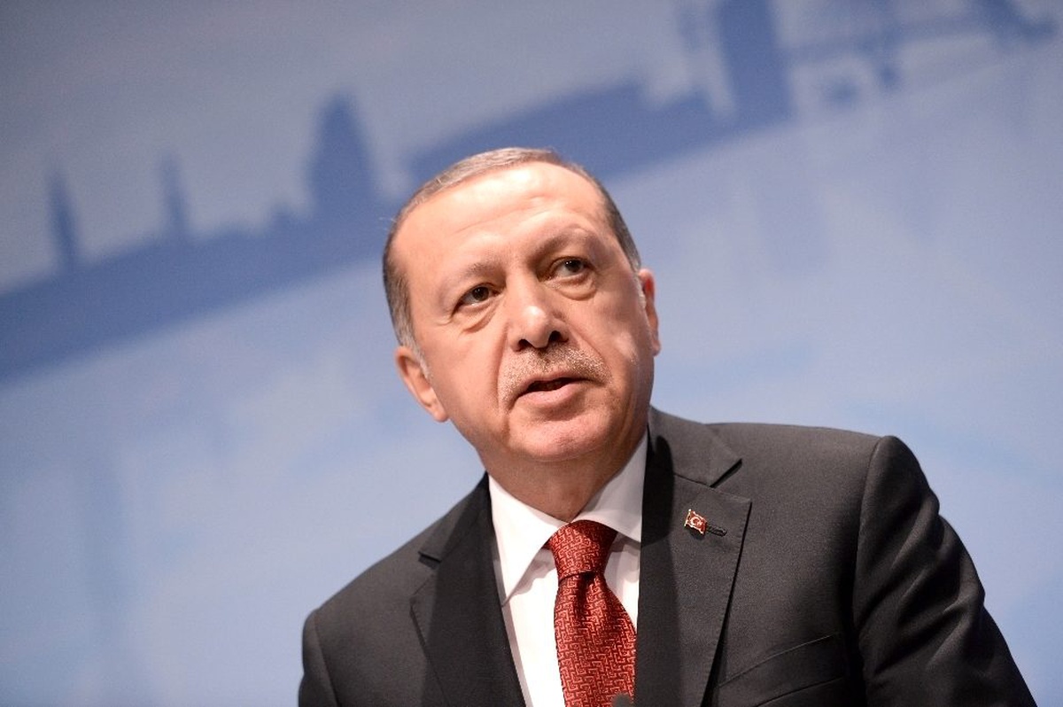Cumhurbaşkanı Erdoğan, Ali Gürbüz\'ü tebrik etti