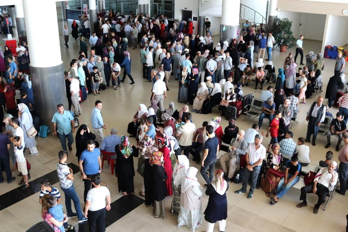 Hacı adayları kutsal topraklara uğurlandı