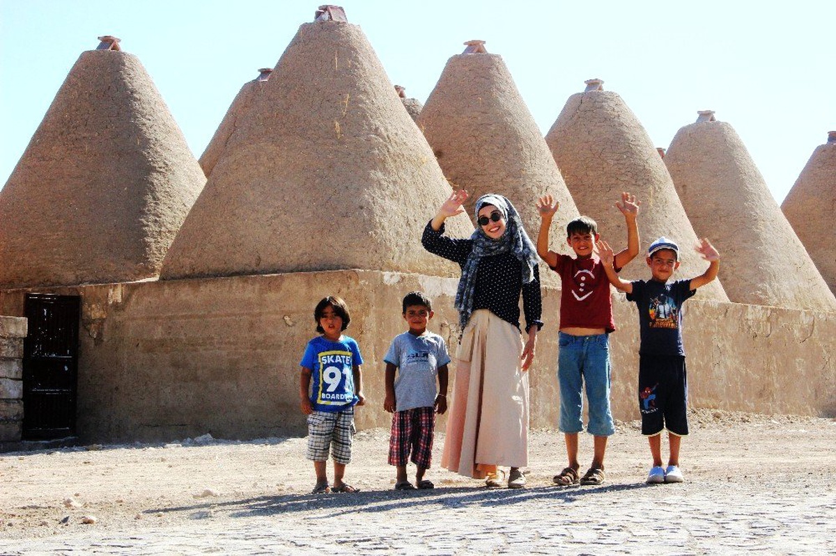 Klima görmeyen Harran\'ın kümbet evleri turistlerin ilgi odağı