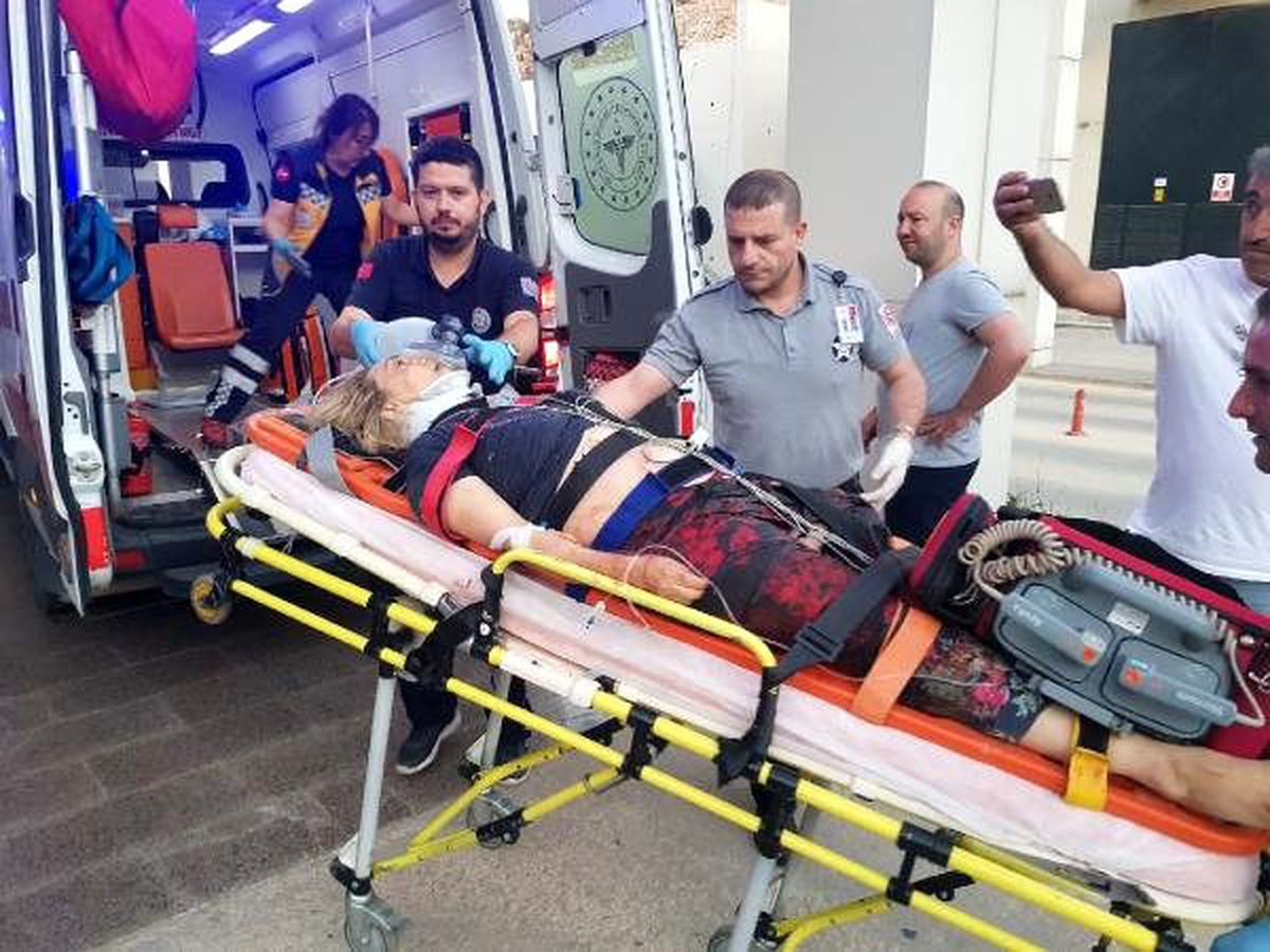 Piknik dönüşü traktörün üzerinden geçtiği 2 kadın öldü, 1 yaralı