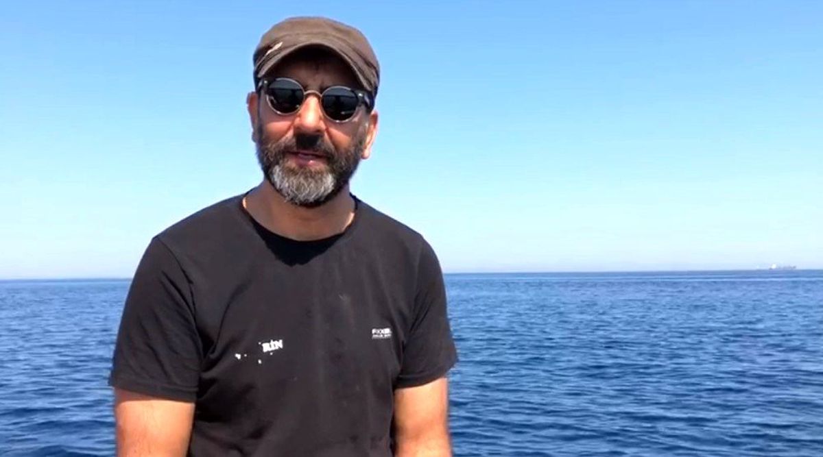 3 metrelik dev vatozu görüntüleyen rekortmen dalgıç, o anı anlattı