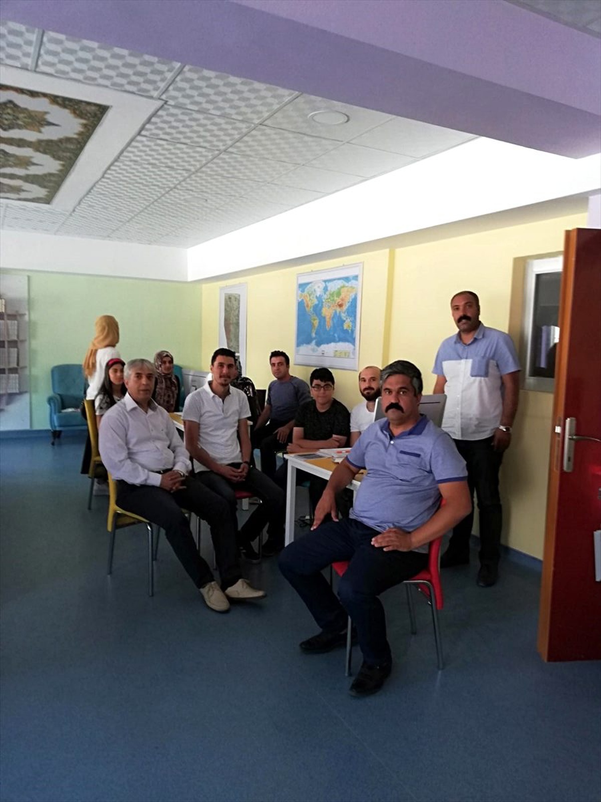 Ahlat\'ta tercih yapan öğrencilere rehberlik hizmeti