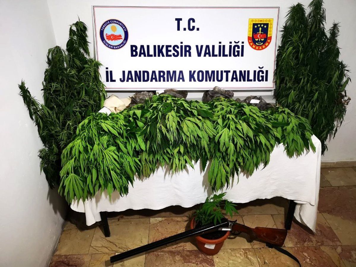 Bandırma\'da uyuşturucu operasyonu