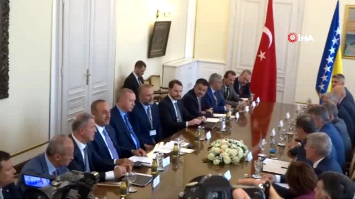 Cumhurbaşkanı Erdoğan, Aliya İzzetbegoviç\'in Kabrini Ziyaret Etti