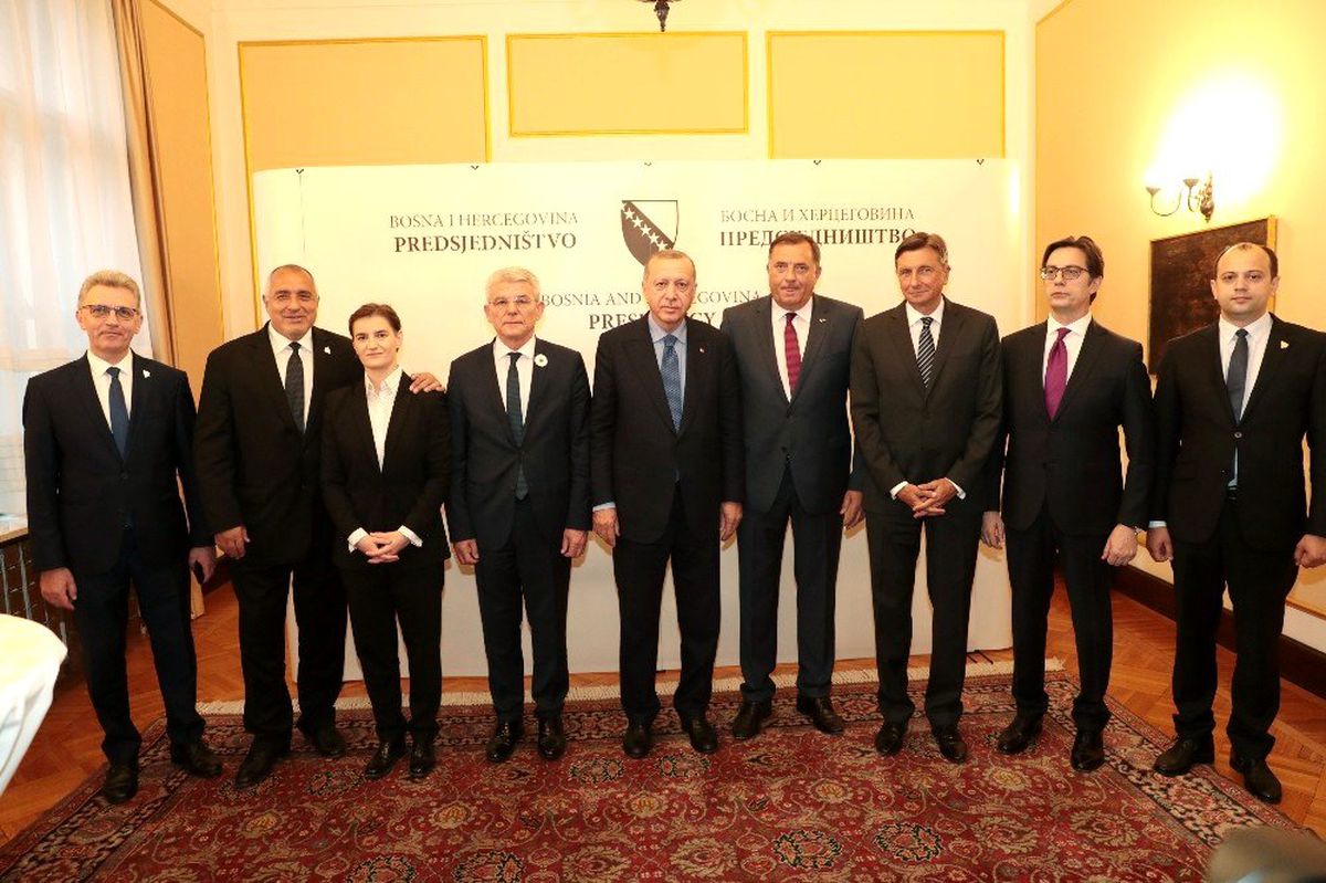 Erdoğan, Bosna Hersek\'te heyet başkanları onuruna verilen yemeğe katıldı