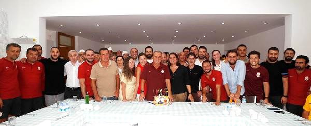Fatih Terim: İyi ki Galatasaraylı olmuşum