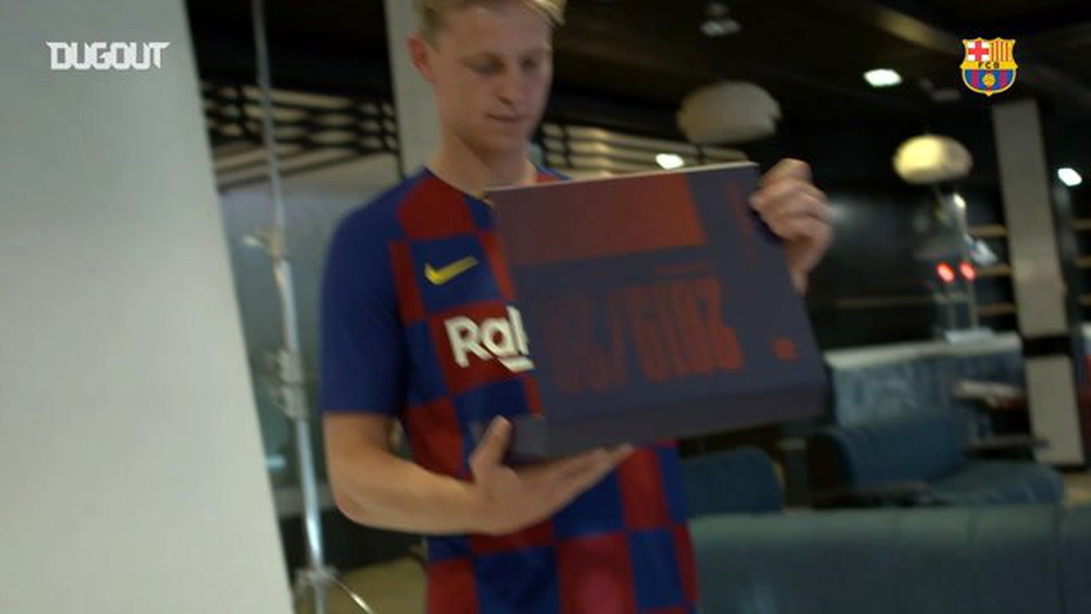 Frenkie de Jong, yeni FC Barcelona deplasman kitine tepki gösterdi