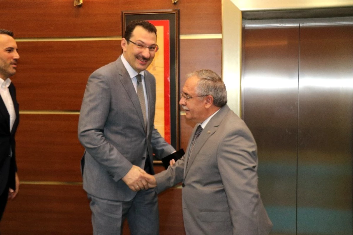 Genel Başkan Yardımcısı Ali İhsan Yavuz\'dan Vali Nayir\'e ziyaret