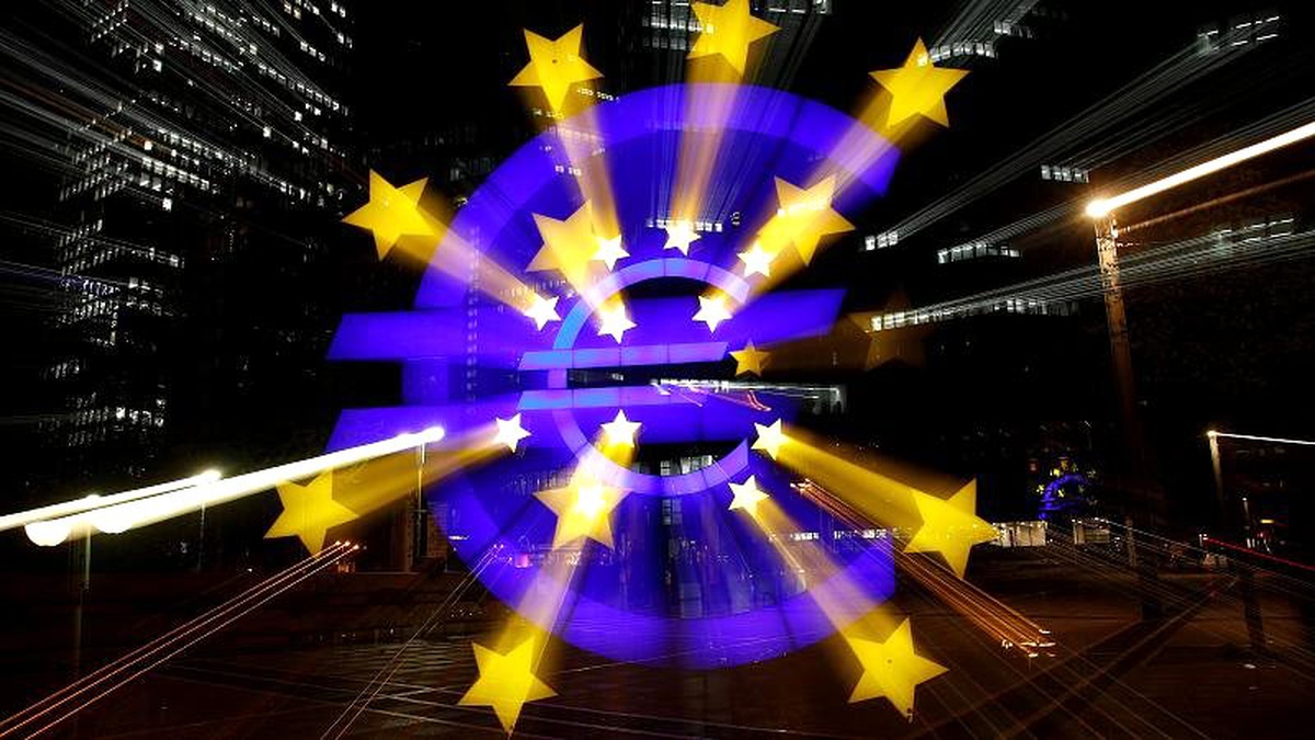 Hırvatistan\'dan euro para birimine geçiş için ilk adım