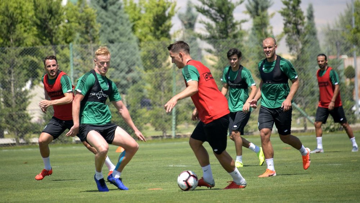 Konyaspor, Konya\'daki hazırlıklarını tamamladı