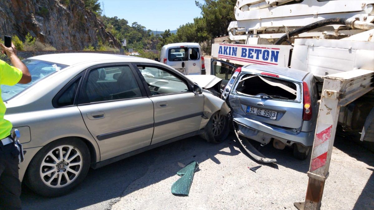 Muğla\'da trafik kazası: 4 yaralı