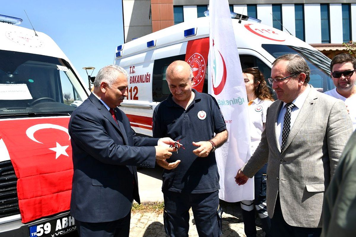 Tekirdağ\'da 6 ambulans dağıtıldı