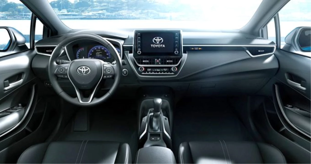 Toyota kendi kendini şarj edebilen otomobil geliştiriyor