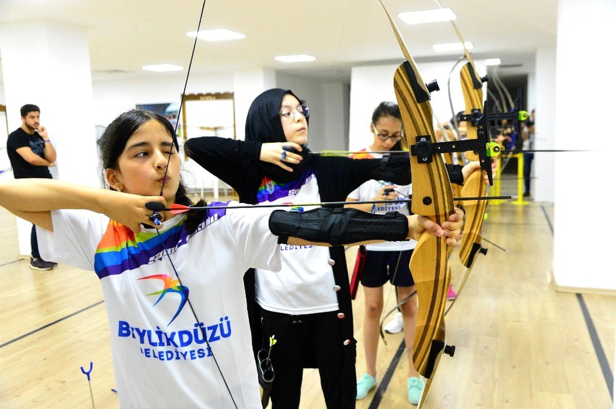 Yaz Spor Okulları tüm heyecanıyla devam ediyor