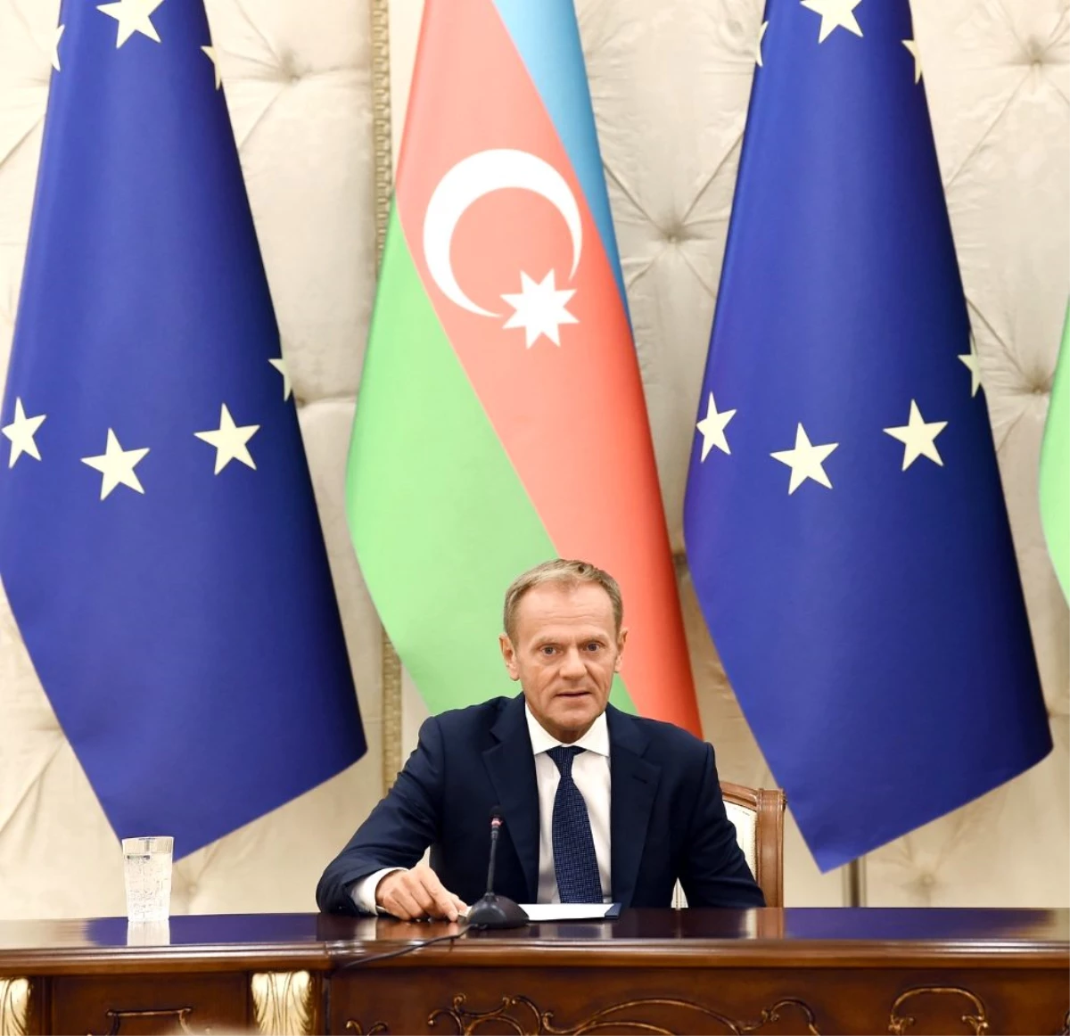 "AB, Azerbaycan\'ın toprak bütünlüğünü desteklemektedir"