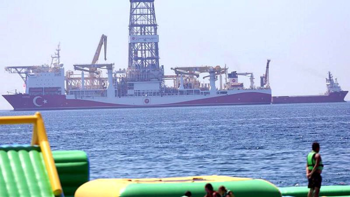 AB: Türkiye, Doğu Akdeniz\'de sondaj faaliyetleriyle Kıbrıs\'ın egemenliğini ihlal ediyor