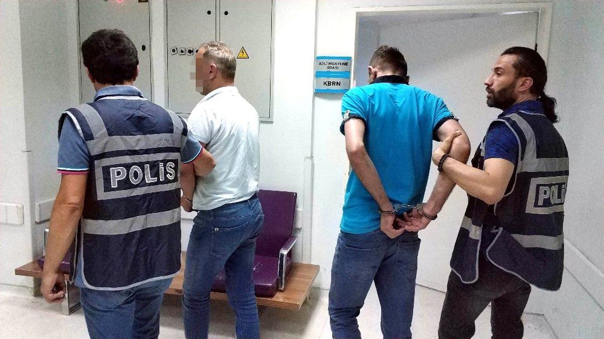 Adliyede rüşvete 11 gözaltı