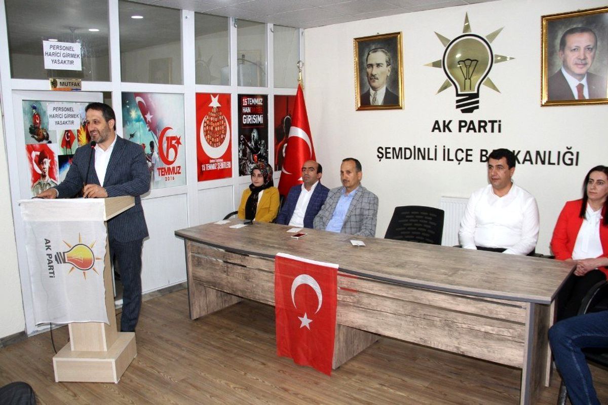 AK Parti Hakkari İl Başkanı Gür Şemdinli\'de