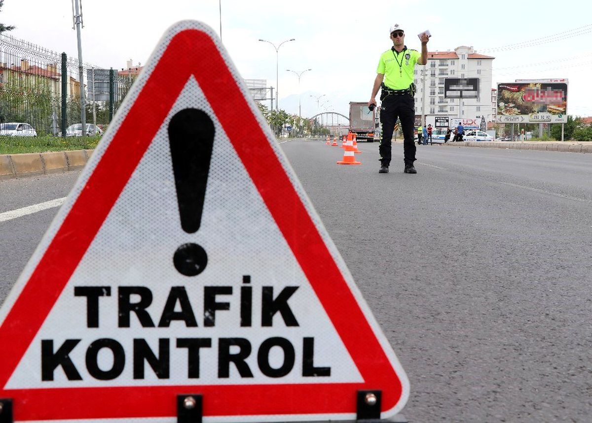 Aksaray\'da 1 ayda 385 araç trafikten men edildi