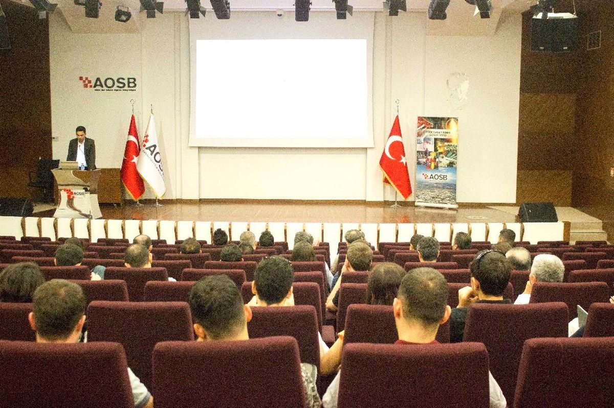 AOSB\'de "Endüstri 4.0 ve Digital Makinalar" semineri