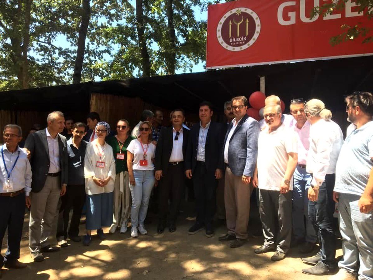 Başkan Şahin İstanbul\'daki Bileciklilerle bir araya geldi