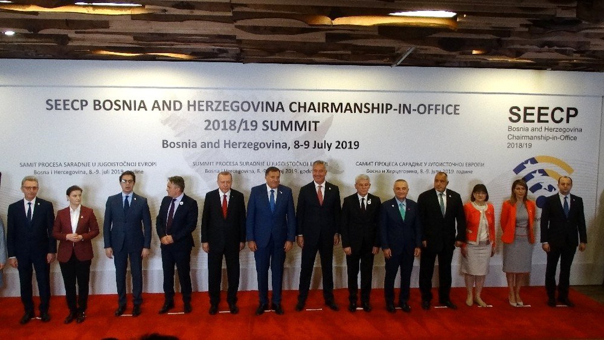 Cumhurbaşkanı Erdoğan, Güneydoğu Avrupa İşbirliği Süreci Zirve Toplantısı aile fotoğrafına katıldı