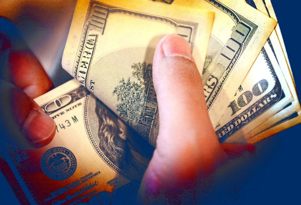 Dolar/TL 5,70\'in altına indi