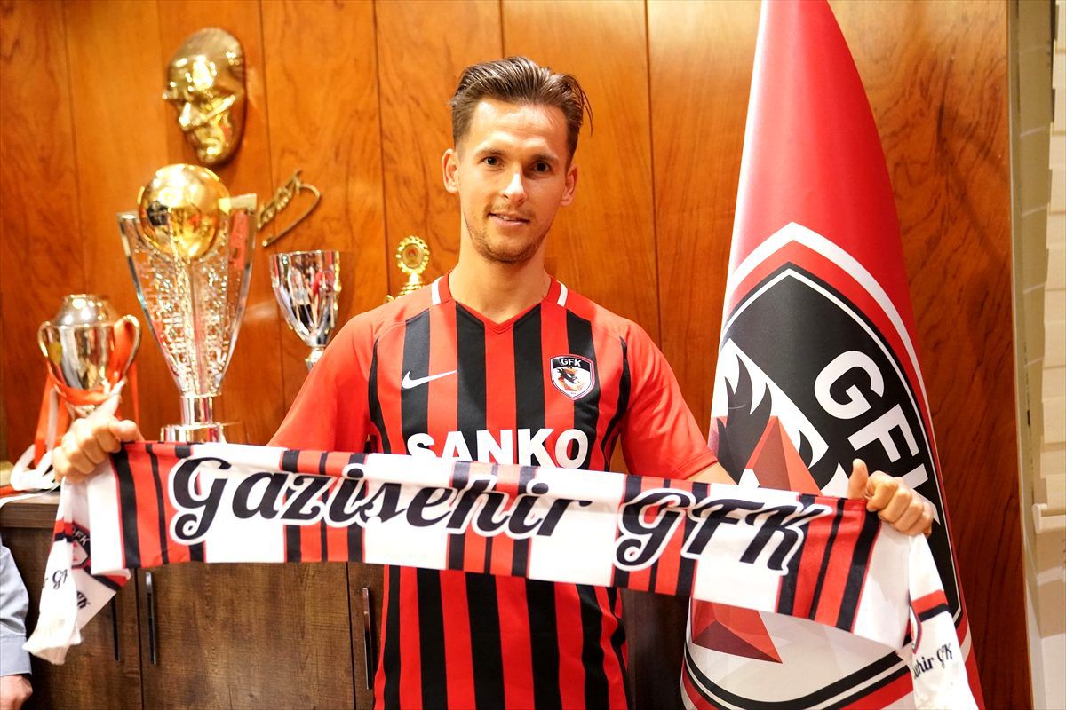 Gazişehir Gaziantep\'te transfer